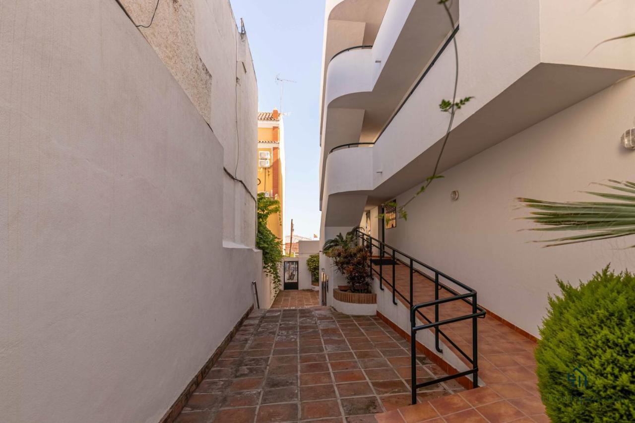 Apartamento En La Playa En Paseo Maritimo Malaga Ngoại thất bức ảnh