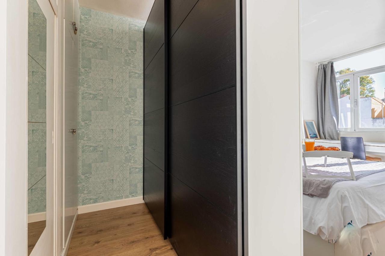 Apartamento En La Playa En Paseo Maritimo Malaga Ngoại thất bức ảnh